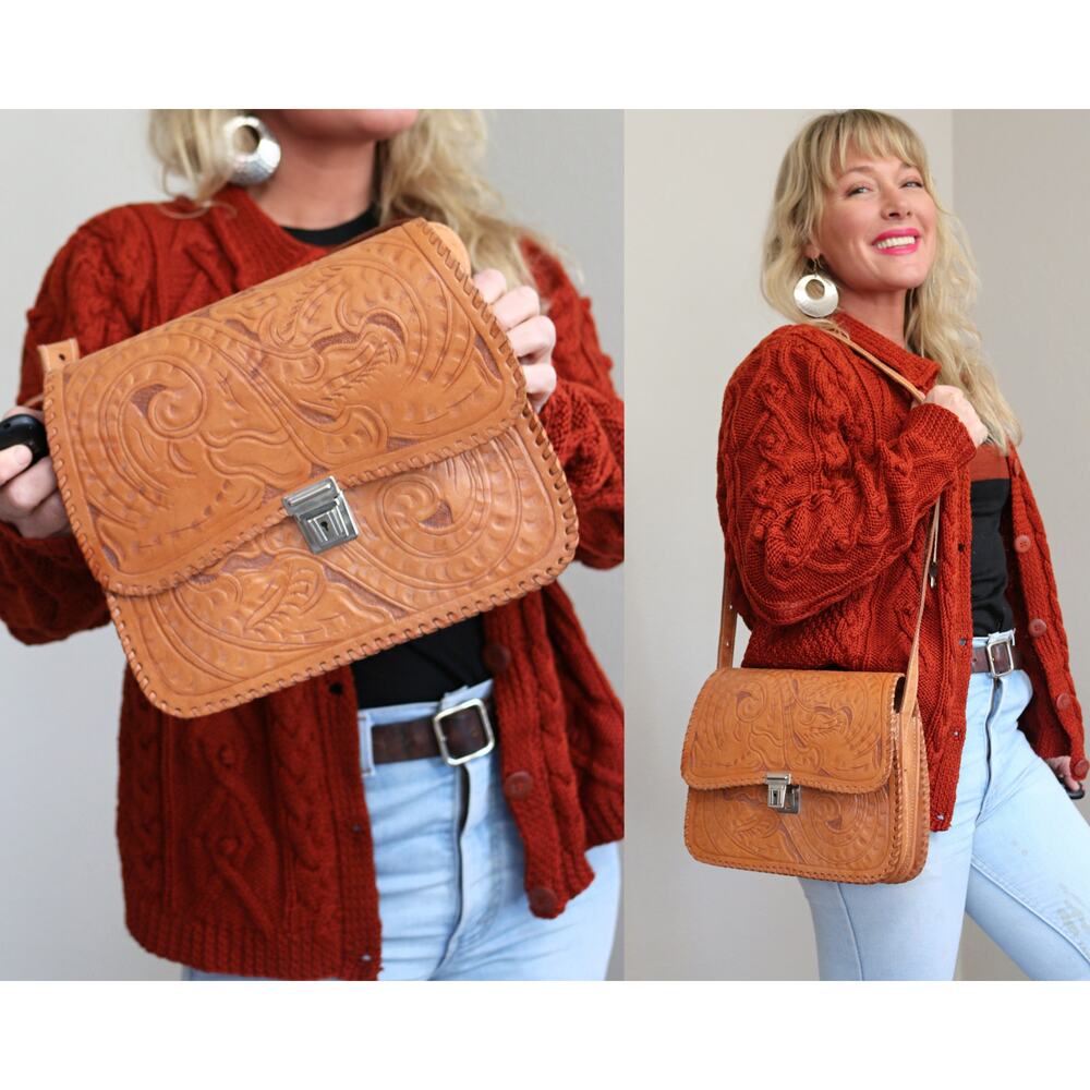 1970's Deadstock Unused Caramel Tooled Leather Purse ~ Hippie Handbag Saddle Bag
